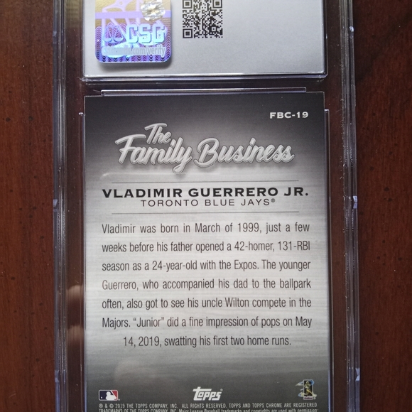 Vladimir Guerrero Jr family business insert Holo RC CSG 9.5 - Picture 2 of 2
